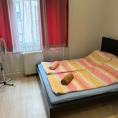 Apartament Mickey'S Flat Close To Budapest Whale Zewnętrze zdjęcie