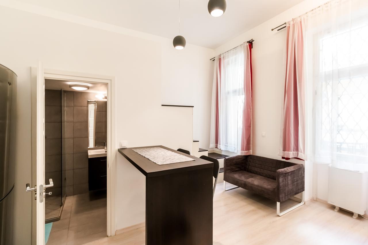 Apartament Mickey'S Flat Close To Budapest Whale Zewnętrze zdjęcie